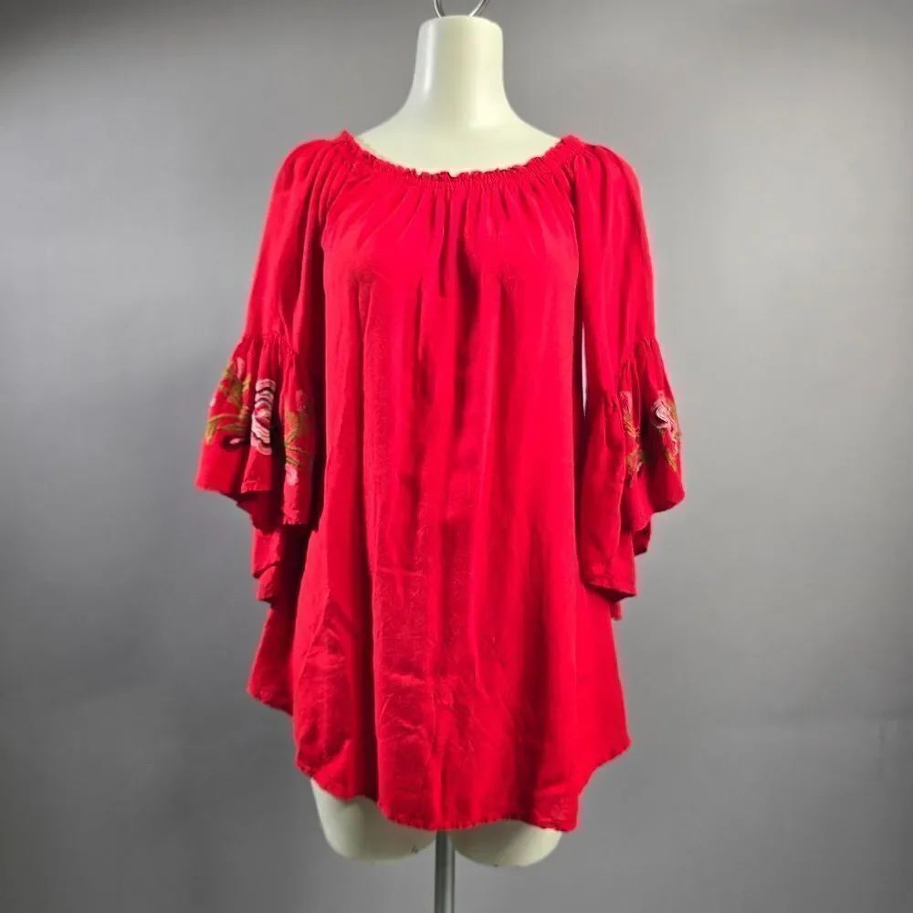 Feathers Red Floral Tunic Top R5